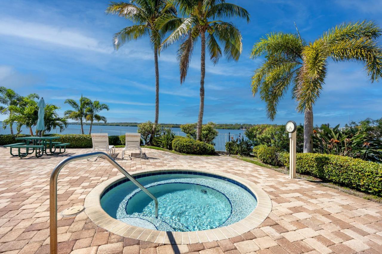 Elegant Waterfront Place For Two/Boca Ciega Resort St. Petersburg Extérieur photo