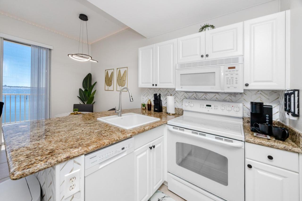 Elegant Waterfront Place For Two/Boca Ciega Resort St. Petersburg Extérieur photo